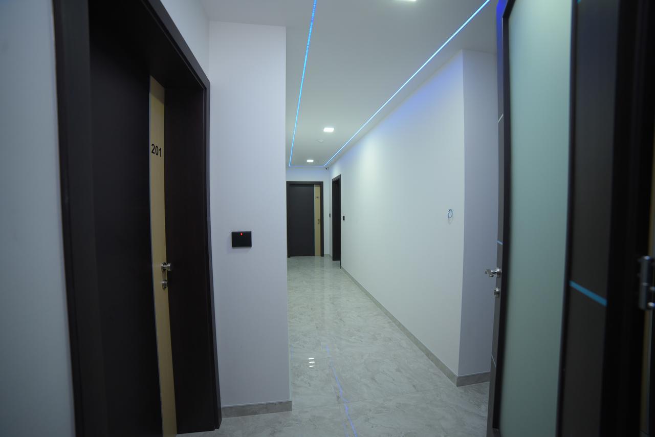 Motel Grand เวลิคา คลาดูชา ภายนอก รูปภาพ