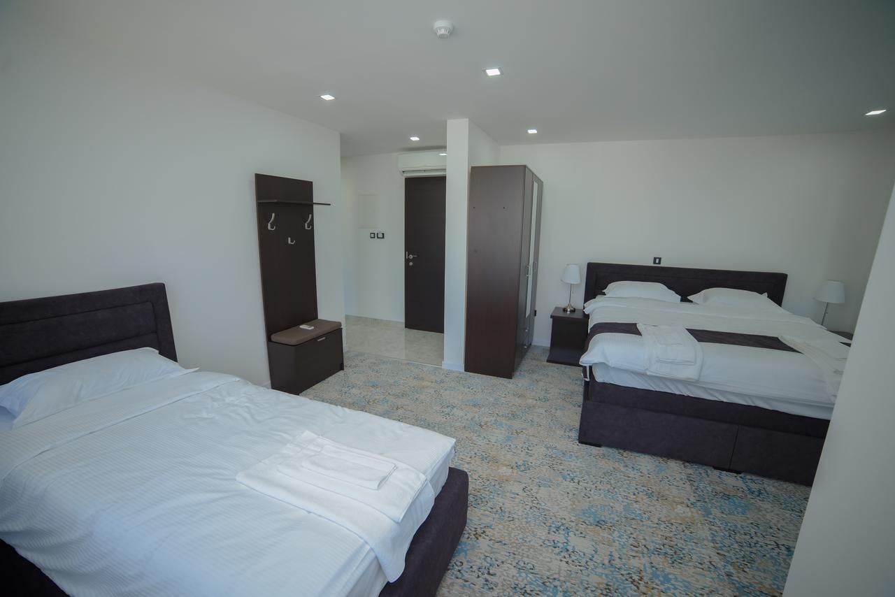 Motel Grand เวลิคา คลาดูชา ภายนอก รูปภาพ